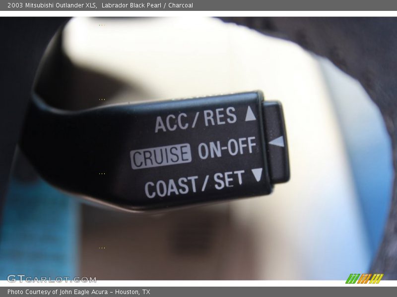 Labrador Black Pearl / Charcoal 2003 Mitsubishi Outlander XLS