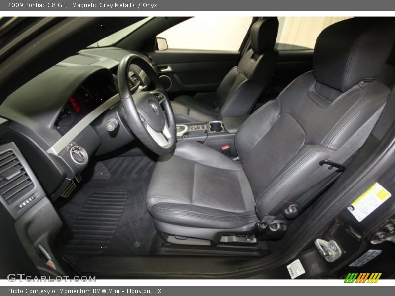 Front Seat of 2009 G8 GT