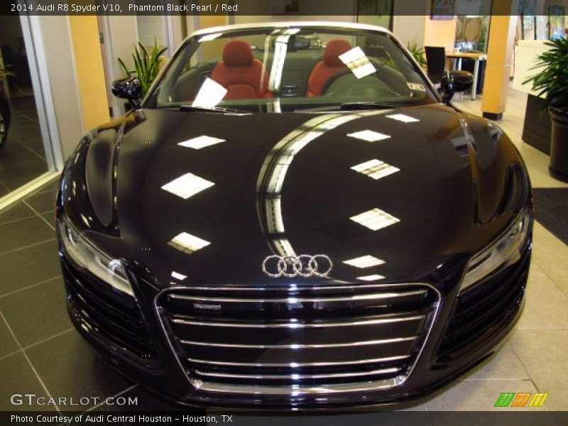 Phantom Black Pearl / Red 2014 Audi R8 Spyder V10