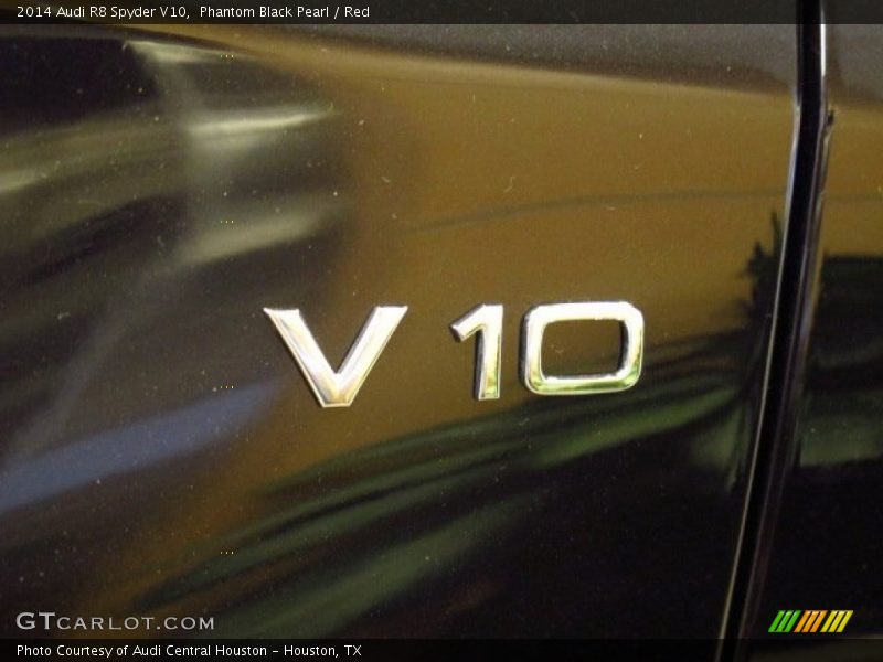 Phantom Black Pearl / Red 2014 Audi R8 Spyder V10