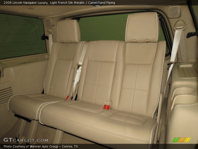Rear Seat of 2008 Navigator Luxury