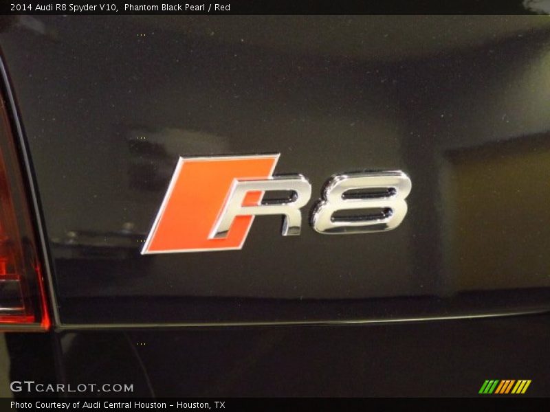 Phantom Black Pearl / Red 2014 Audi R8 Spyder V10