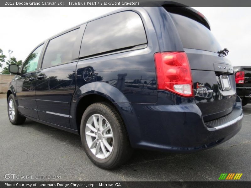 True Blue Pearl / Black/Light Graystone 2013 Dodge Grand Caravan SXT