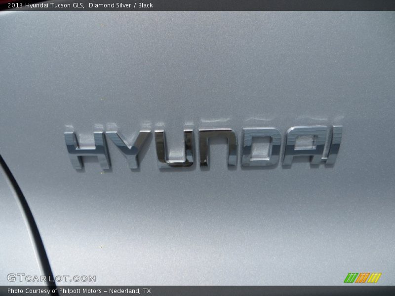 Diamond Silver / Black 2013 Hyundai Tucson GLS