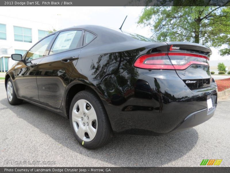 Pitch Black / Black 2013 Dodge Dart SE
