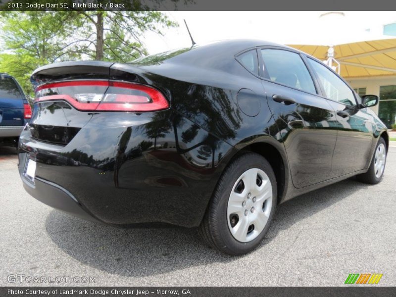 Pitch Black / Black 2013 Dodge Dart SE