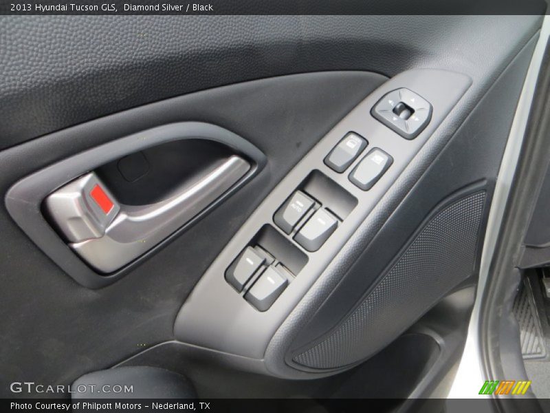Diamond Silver / Black 2013 Hyundai Tucson GLS