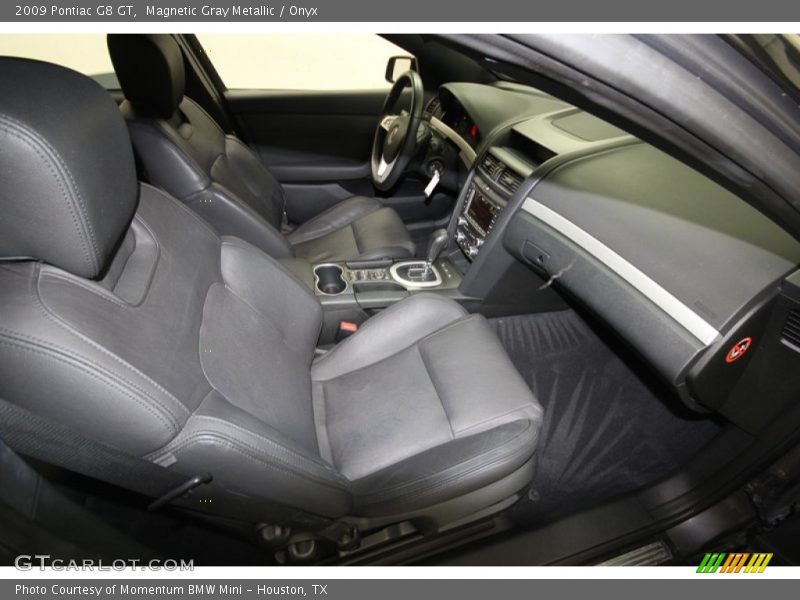 Magnetic Gray Metallic / Onyx 2009 Pontiac G8 GT