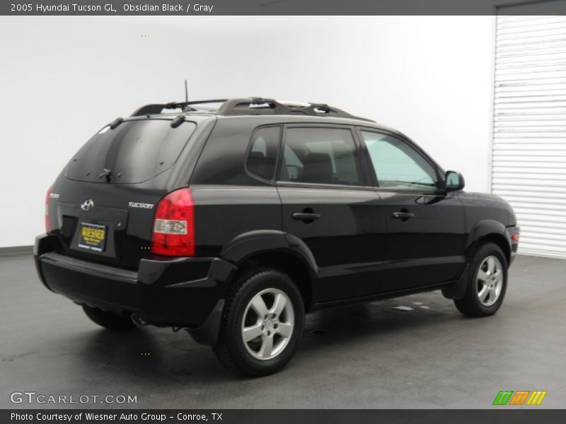 Obsidian Black / Gray 2005 Hyundai Tucson GL