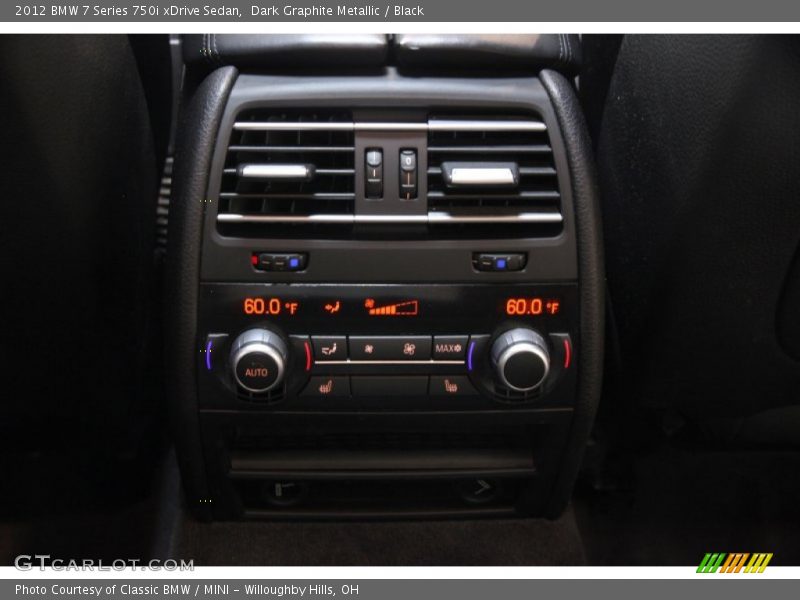Controls of 2012 7 Series 750i xDrive Sedan