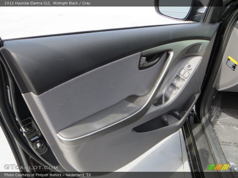 Midnight Black / Gray 2013 Hyundai Elantra GLS