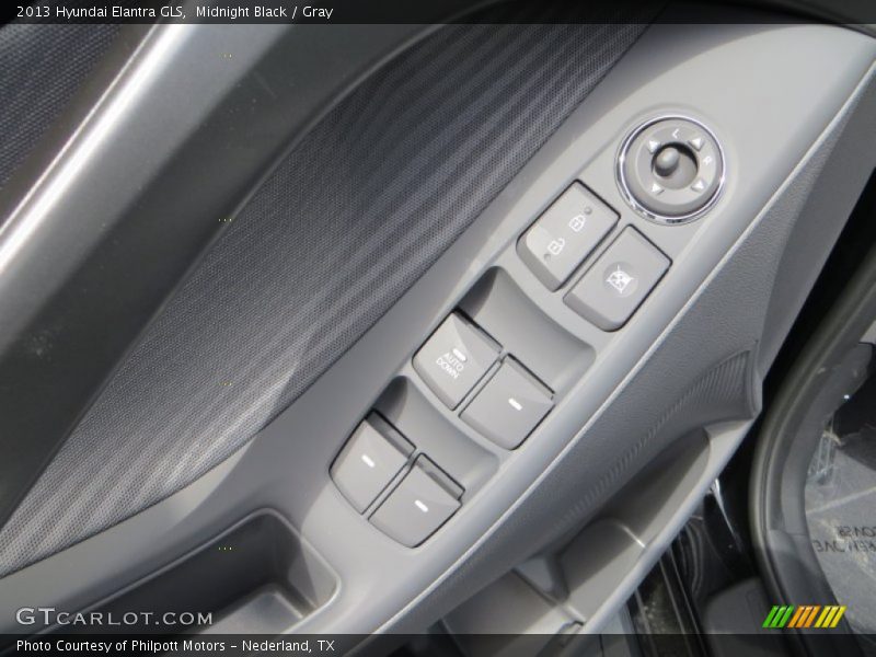 Midnight Black / Gray 2013 Hyundai Elantra GLS