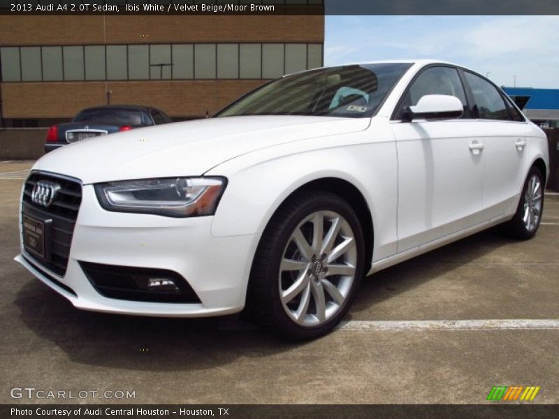 Ibis White / Velvet Beige/Moor Brown 2013 Audi A4 2.0T Sedan