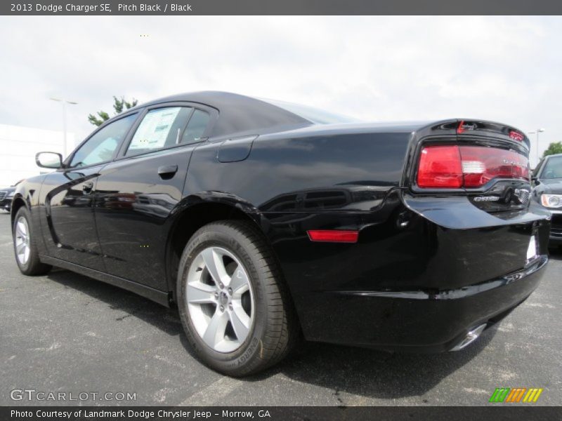 Pitch Black / Black 2013 Dodge Charger SE