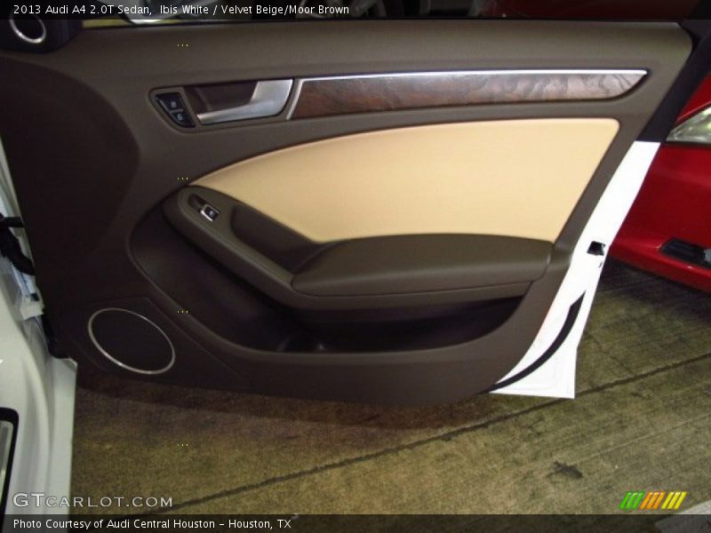Ibis White / Velvet Beige/Moor Brown 2013 Audi A4 2.0T Sedan