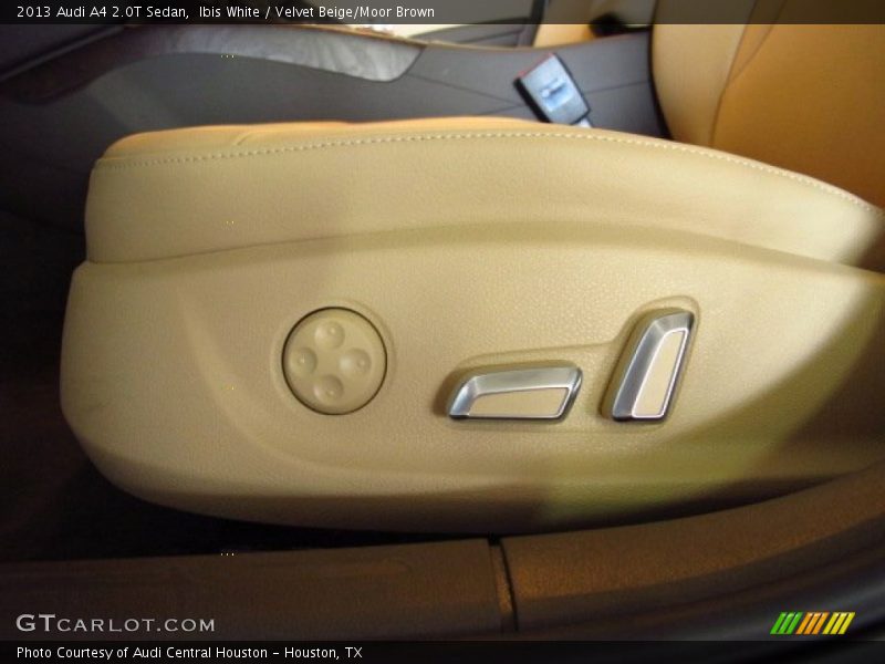 Ibis White / Velvet Beige/Moor Brown 2013 Audi A4 2.0T Sedan