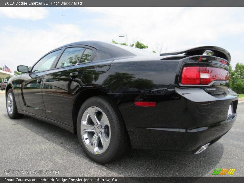 Pitch Black / Black 2013 Dodge Charger SE