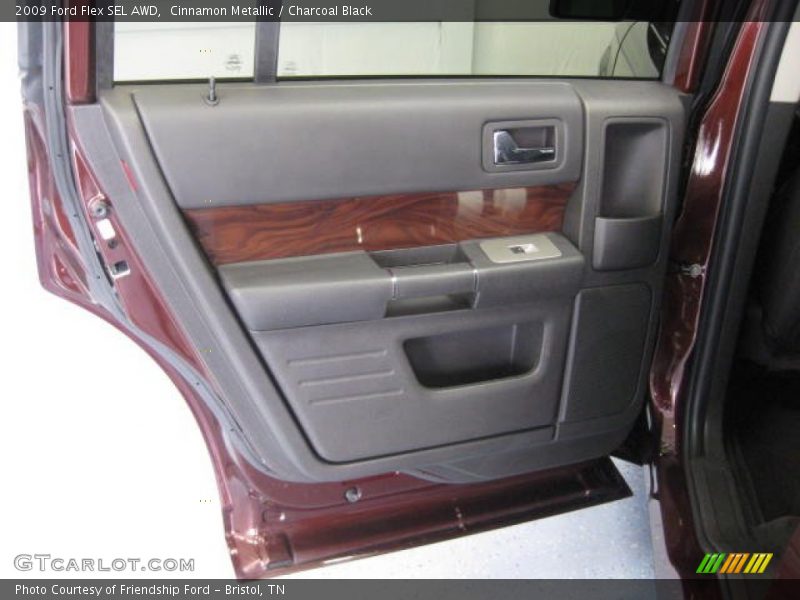 Cinnamon Metallic / Charcoal Black 2009 Ford Flex SEL AWD