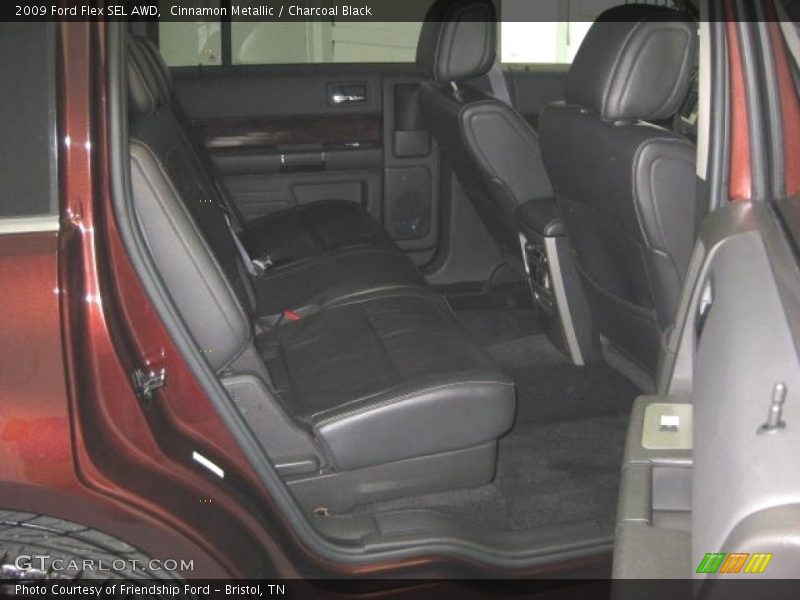 Cinnamon Metallic / Charcoal Black 2009 Ford Flex SEL AWD