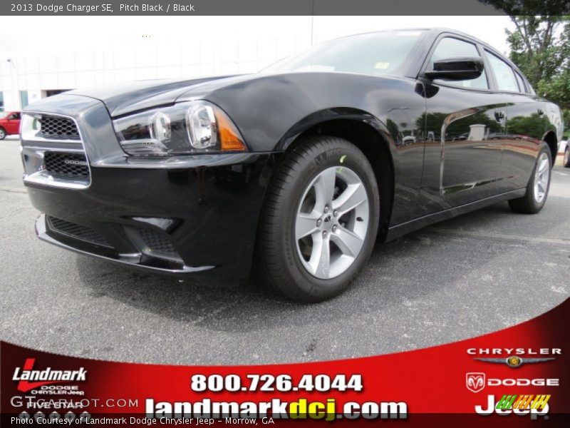 Pitch Black / Black 2013 Dodge Charger SE
