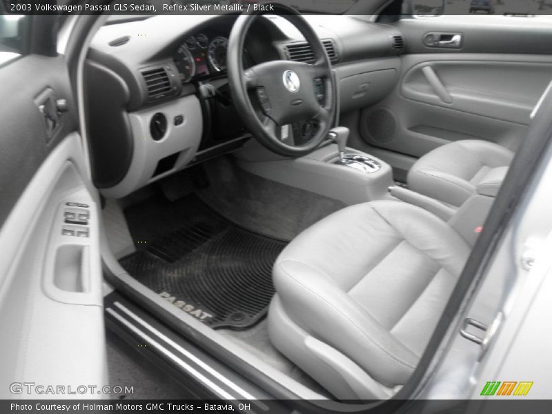 Reflex Silver Metallic / Black 2003 Volkswagen Passat GLS Sedan