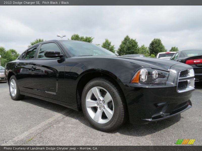 Pitch Black / Black 2013 Dodge Charger SE