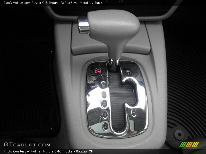 Reflex Silver Metallic / Black 2003 Volkswagen Passat GLS Sedan