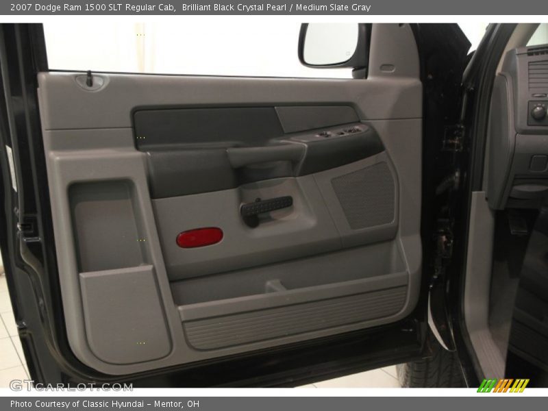 Brilliant Black Crystal Pearl / Medium Slate Gray 2007 Dodge Ram 1500 SLT Regular Cab
