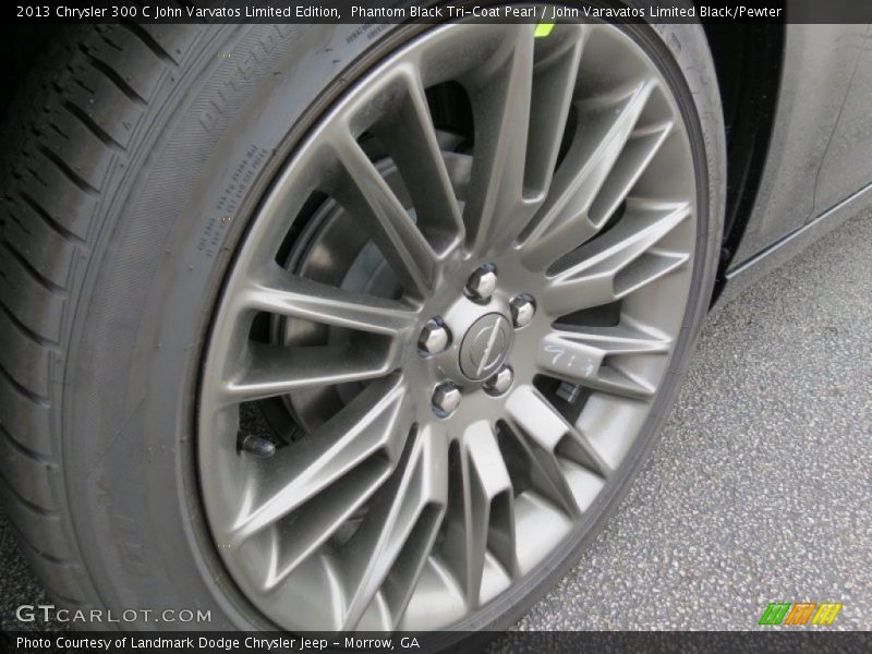  2013 300 C John Varvatos Limited Edition Wheel