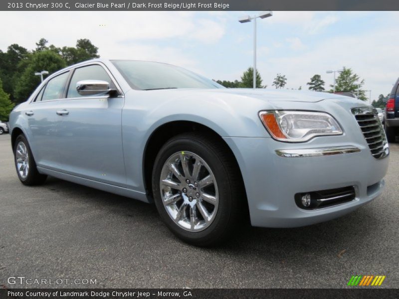 Front 3/4 View of 2013 300 C