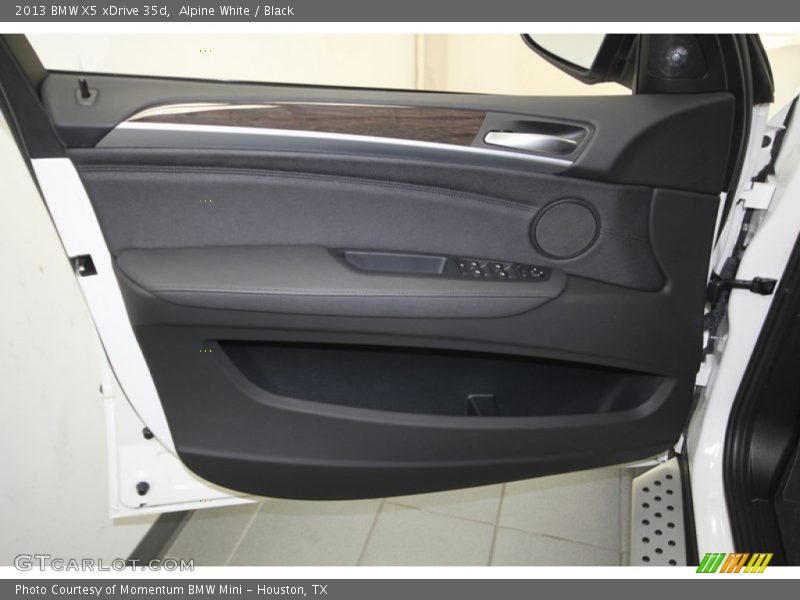 Alpine White / Black 2013 BMW X5 xDrive 35d