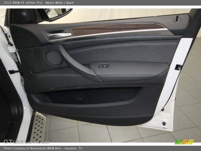 Alpine White / Black 2013 BMW X5 xDrive 35d