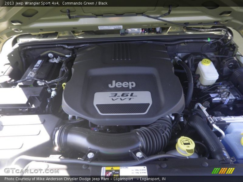 Commando Green / Black 2013 Jeep Wrangler Sport 4x4