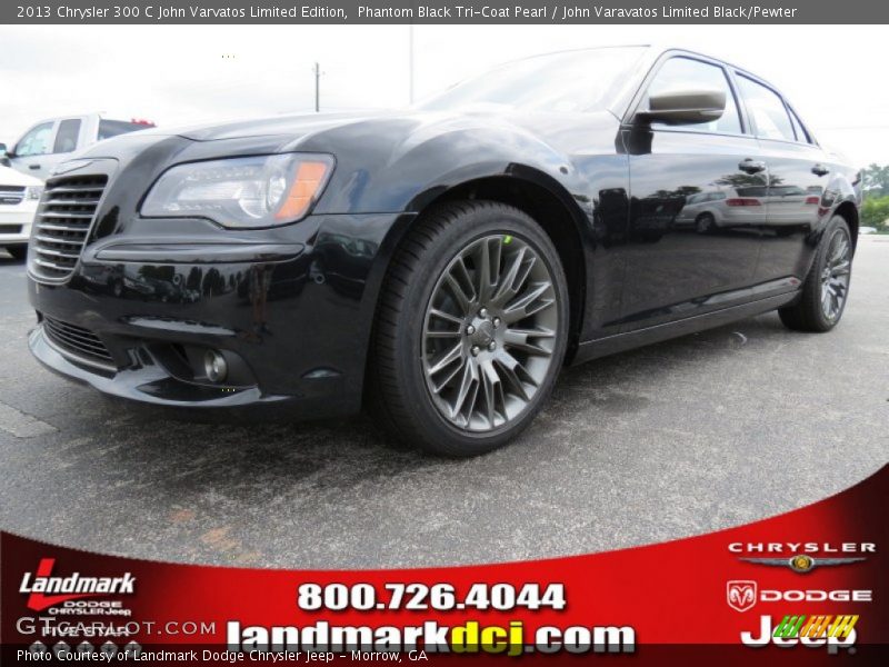 Phantom Black Tri-Coat Pearl / John Varavatos Limited Black/Pewter 2013 Chrysler 300 C John Varvatos Limited Edition