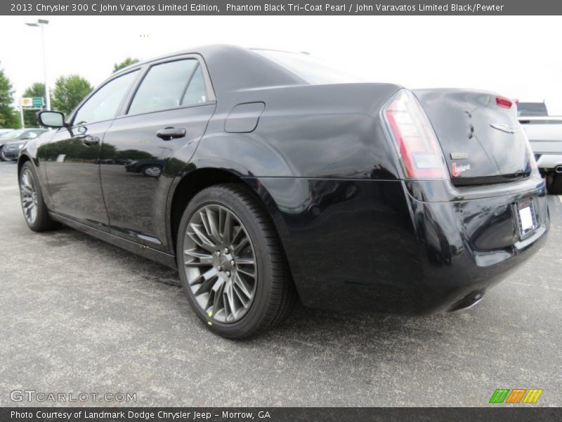 Phantom Black Tri-Coat Pearl / John Varavatos Limited Black/Pewter 2013 Chrysler 300 C John Varvatos Limited Edition