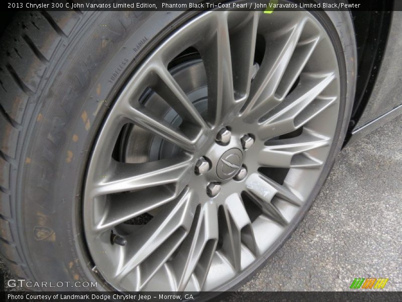  2013 300 C John Varvatos Limited Edition Wheel