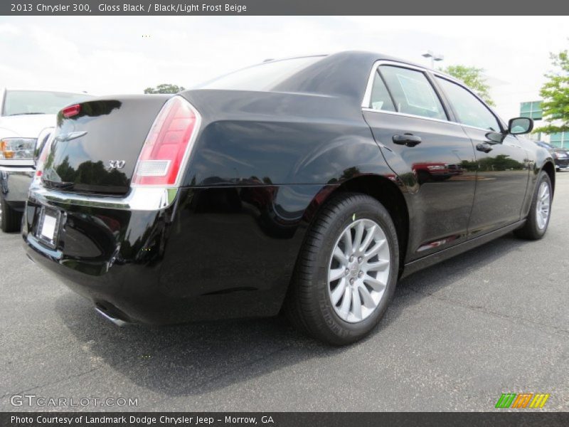 Gloss Black / Black/Light Frost Beige 2013 Chrysler 300