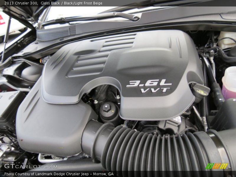 Gloss Black / Black/Light Frost Beige 2013 Chrysler 300