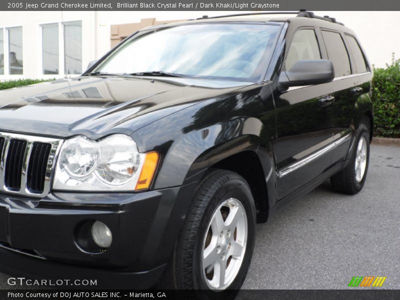 Brilliant Black Crystal Pearl / Dark Khaki/Light Graystone 2005 Jeep Grand Cherokee Limited