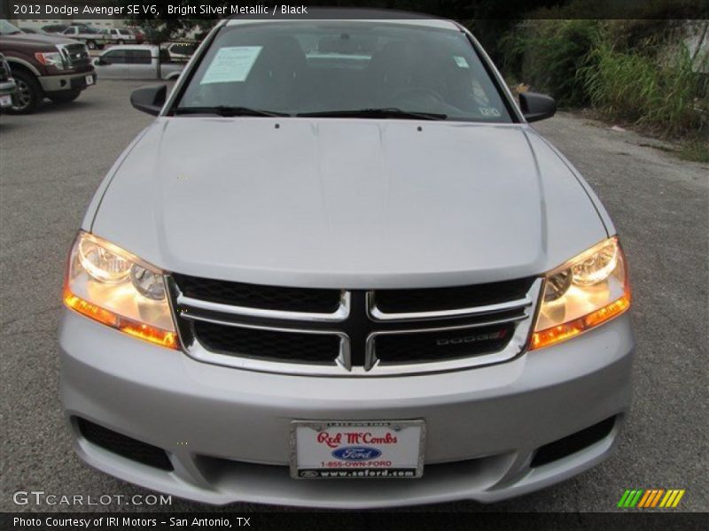 Bright Silver Metallic / Black 2012 Dodge Avenger SE V6