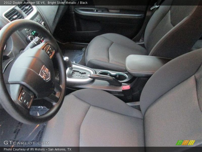 Bright Silver Metallic / Black 2012 Dodge Avenger SE V6