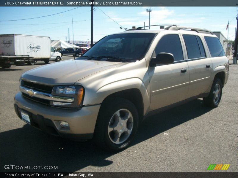 Sandstone Metallic / Light Cashmere/Ebony 2006 Chevrolet TrailBlazer EXT LS