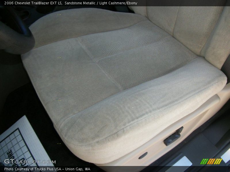 Sandstone Metallic / Light Cashmere/Ebony 2006 Chevrolet TrailBlazer EXT LS