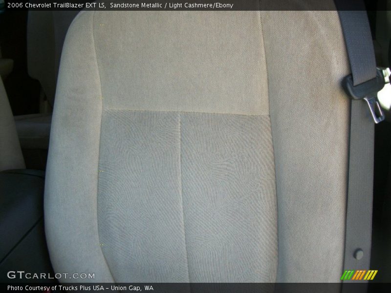 Sandstone Metallic / Light Cashmere/Ebony 2006 Chevrolet TrailBlazer EXT LS