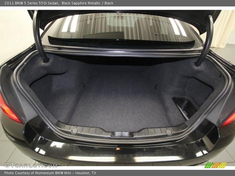 Black Sapphire Metallic / Black 2011 BMW 5 Series 550i Sedan