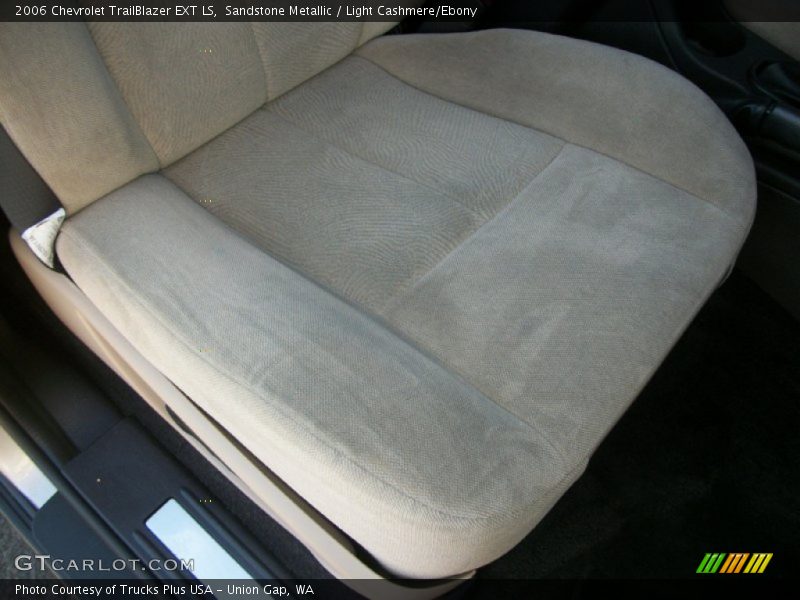 Sandstone Metallic / Light Cashmere/Ebony 2006 Chevrolet TrailBlazer EXT LS