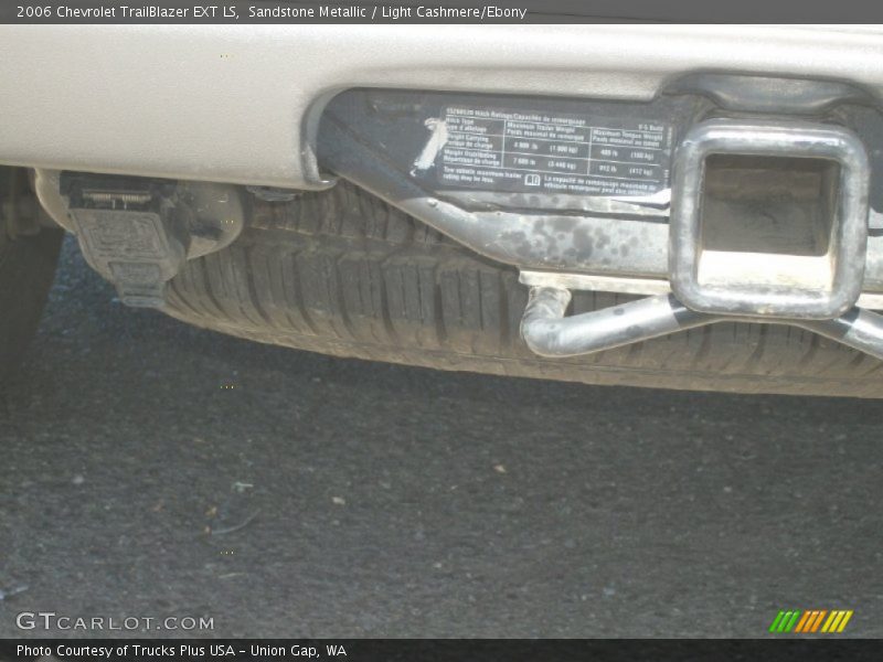 Sandstone Metallic / Light Cashmere/Ebony 2006 Chevrolet TrailBlazer EXT LS