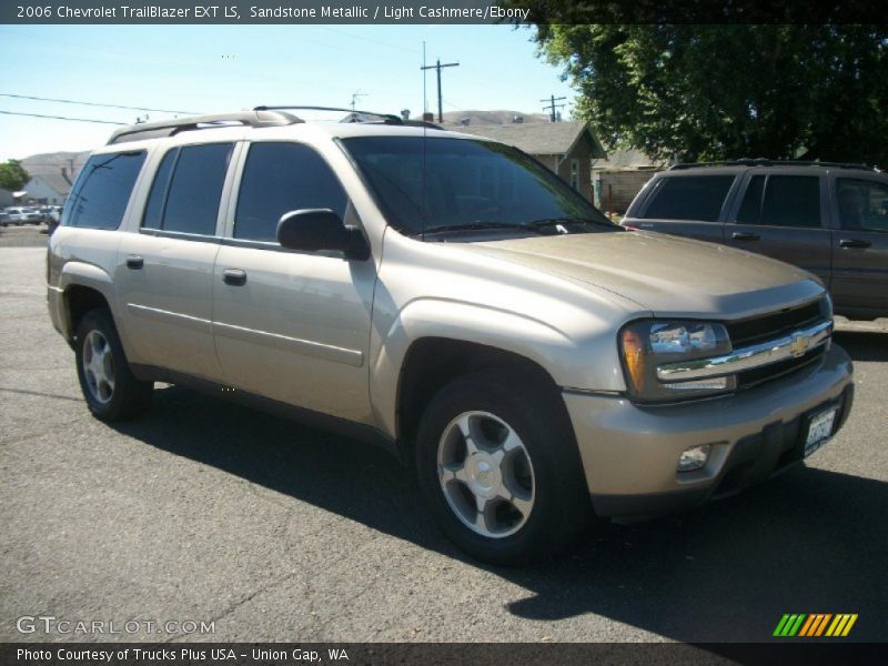Sandstone Metallic / Light Cashmere/Ebony 2006 Chevrolet TrailBlazer EXT LS