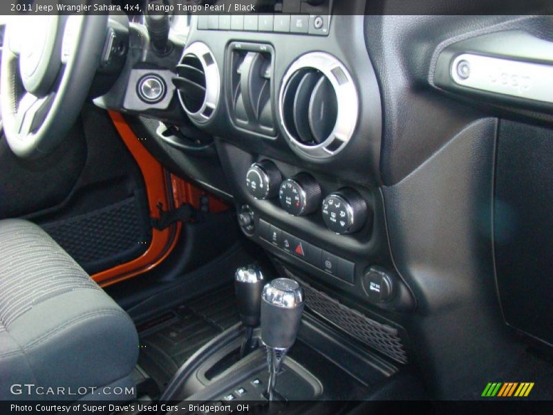 Mango Tango Pearl / Black 2011 Jeep Wrangler Sahara 4x4