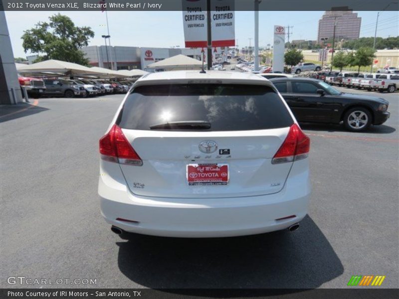 Blizzard White Pearl / Ivory 2012 Toyota Venza XLE